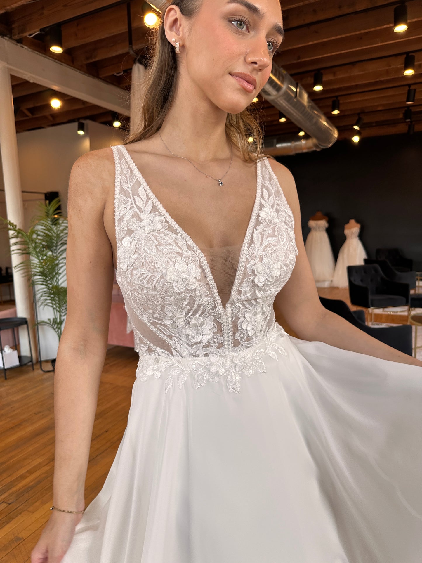 7609 - Stella York