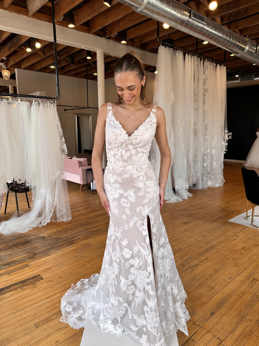 Asia - Callie Rae Bridal